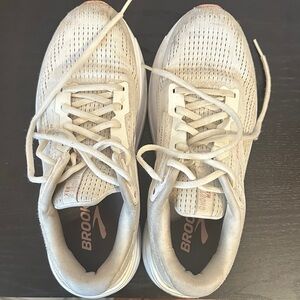 Brooks Ghost Max 2 Running Shoes